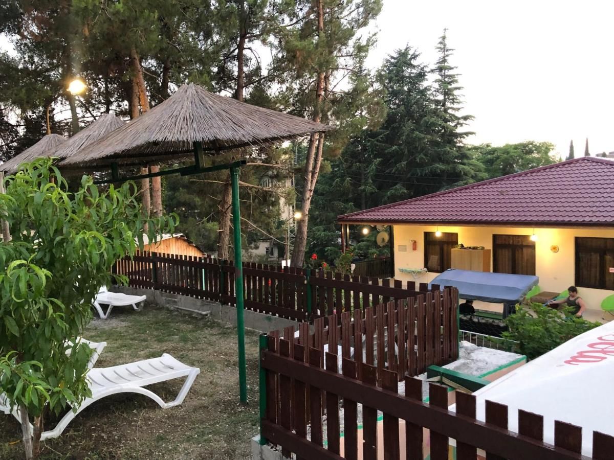 Мини-отель Cafe-Hotel Assir Пицунда-9